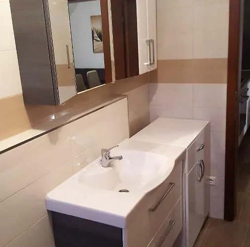 Apartament In *