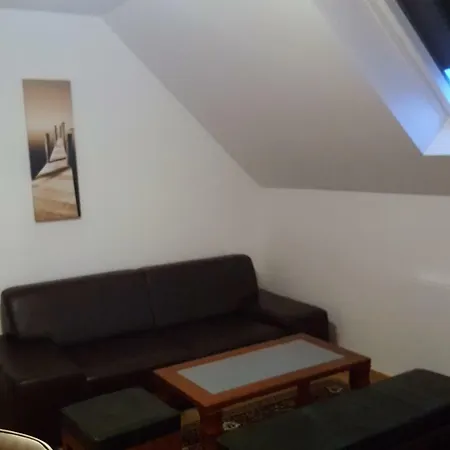 Zum Bayrisch Pub Apartment *